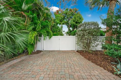 547 E Causeway Boulevard Vero Beach FL 32963