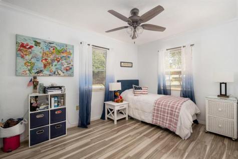 1875 31ST Avenue Vero Beach FL 32960