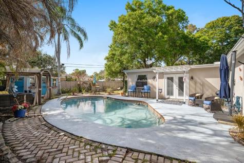 1875 31ST Avenue Vero Beach FL 32960