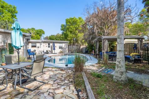 1875 31ST Avenue Vero Beach FL 32960