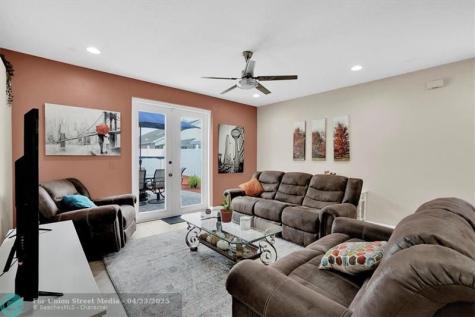 547 Madina Other City - In The State Of Florida FL 33837