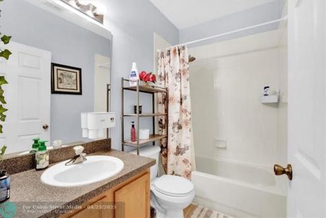 547 Madina Other City - In The State Of Florida FL 33837