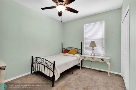 547 Madina Other City - In The State Of Florida FL 33837