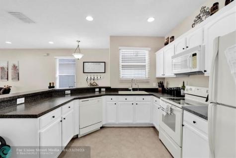 547 Madina Other City - In The State Of Florida FL 33837