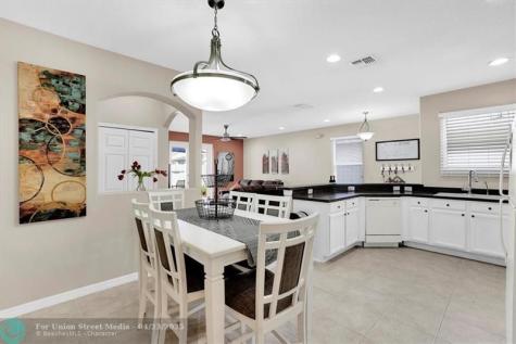 547 Madina Other City - In The State Of Florida FL 33837