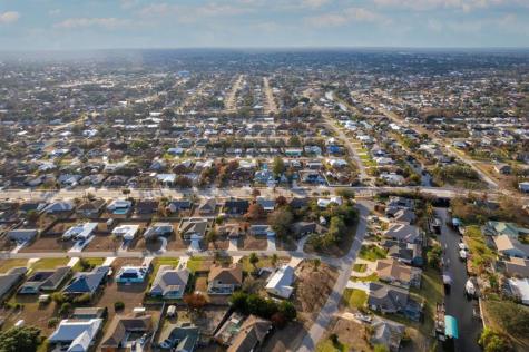 2098 SE Floresta Drive Port St Lucie FL 34984