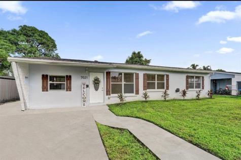 7021 Park Street Hollywood FL 33024