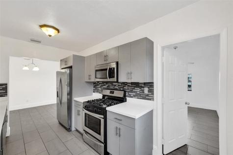 7021 Park Street Hollywood FL 33024