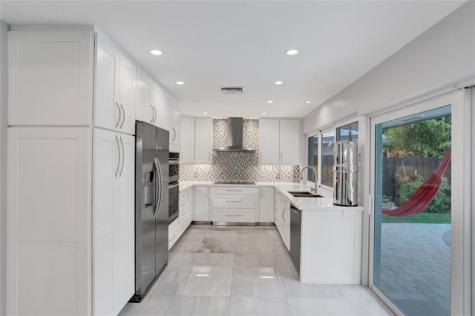 2051 NE 59th Court Fort Lauderdale FL 33308