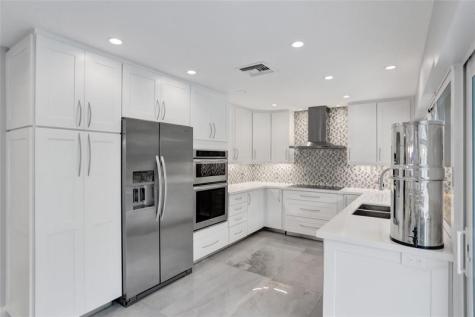 2051 NE 59th Court Fort Lauderdale FL 33308