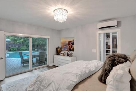 2051 NE 59th Court Fort Lauderdale FL 33308