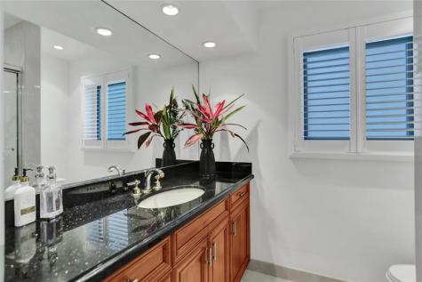 2051 NE 59th Court Fort Lauderdale FL 33308