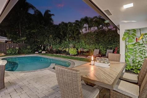 2051 NE 59th Court Fort Lauderdale FL 33308