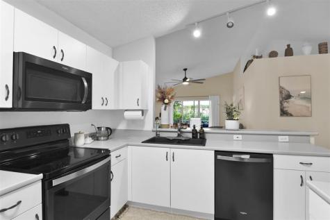 5285 NW 117th Avenue Coral Springs FL 33076