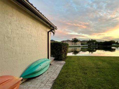 5261 SW 141st Terrace Miramar FL 33027