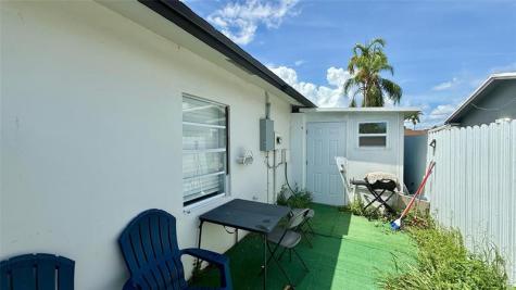 8231 SW 9th Street North Lauderdale FL 33068