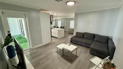 8231 SW 9th Street North Lauderdale FL 33068