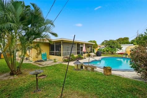 3820 NW 29th Street Lauderdale Lakes FL 33311