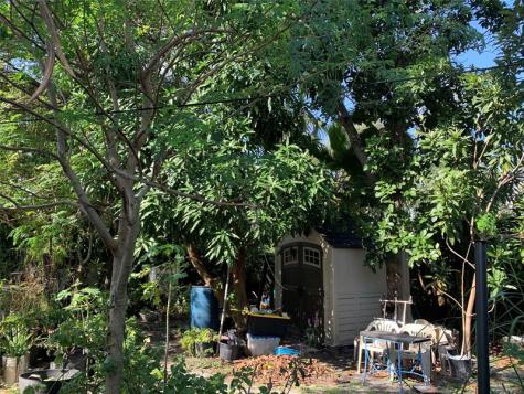 1635 NE 160th Street North Miami Beach FL 33162