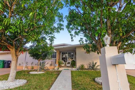 17211 SW 119th Court Miami FL 33177