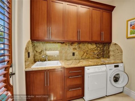 3309 NE 37th Street Fort Lauderdale FL 33308