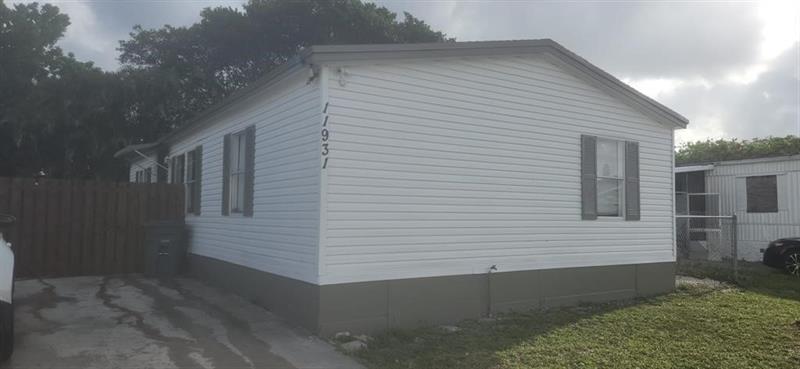 11931 Watergate Circle Boca Raton FL 33428