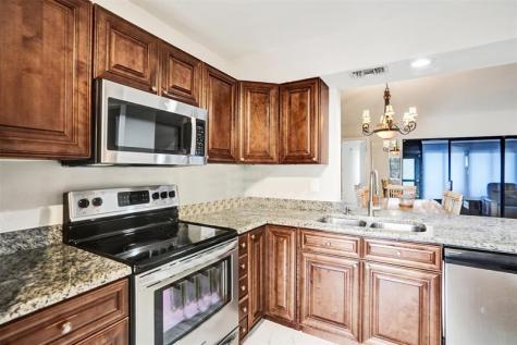 2273 SW 15th Place Deerfield Beach FL 33442