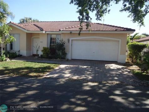 3542 Sahara Springs Pompano Beach FL 33069