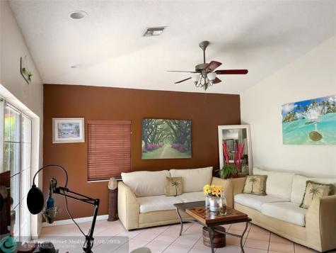 3542 Sahara Springs Pompano Beach FL 33069