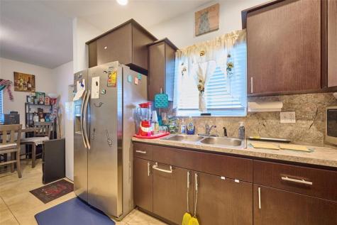 3298 NW 49th Street Miami FL 33142