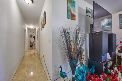 3298 NW 49th Street Miami FL 33142