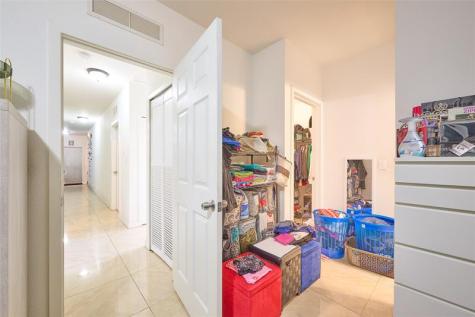 3298 NW 49th Street Miami FL 33142