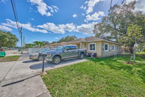 3298 NW 49th Street Miami FL 33142