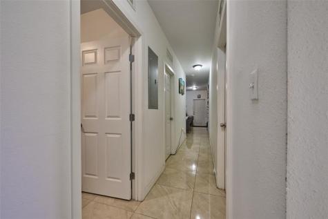 3298 NW 49th Street Miami FL 33142