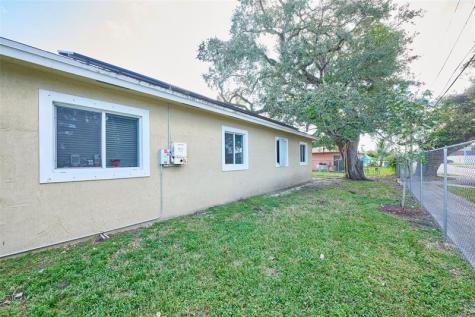 3298 NW 49th Street Miami FL 33142