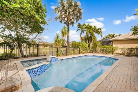 11217 NW 68th Place Parkland FL 33076