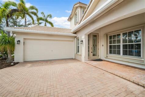 11217 NW 68th Place Parkland FL 33076