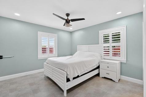 1201 N Tyrone Boulevard N Other City - In The State Of Florida FL 33710