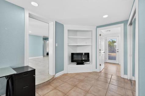1201 N Tyrone Boulevard N Other City - In The State Of Florida FL 33710