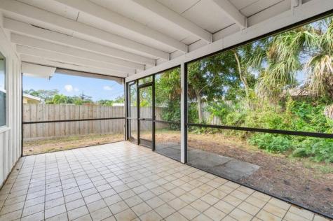 4679 Dolphin Drive Lake Worth FL 33463