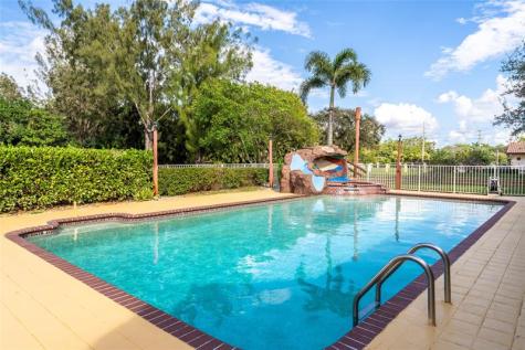 11301 SW 3rd Street Plantation FL 33325