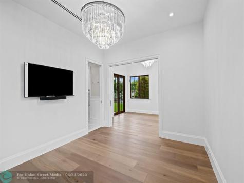 1812 SE 14th Street Fort Lauderdale FL 33316