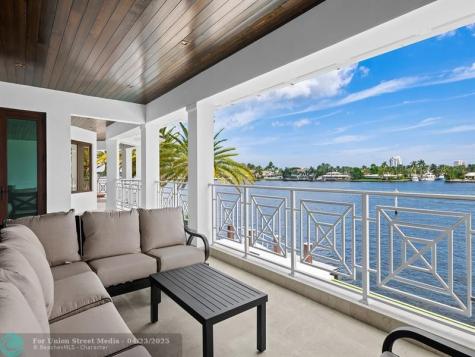 1812 SE 14th Street Fort Lauderdale FL 33316