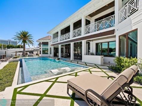 1812 SE 14th Street Fort Lauderdale FL 33316