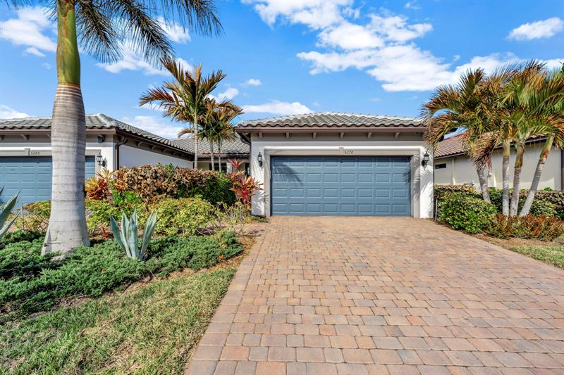 5276 Unity Square Vero Beach FL 32967