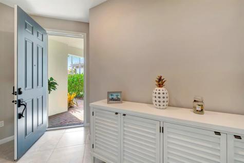 5276 Unity Square Vero Beach FL 32967