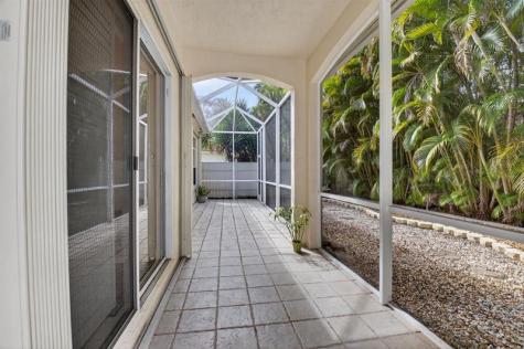9696 Vineyard Court Boca Raton FL 33428