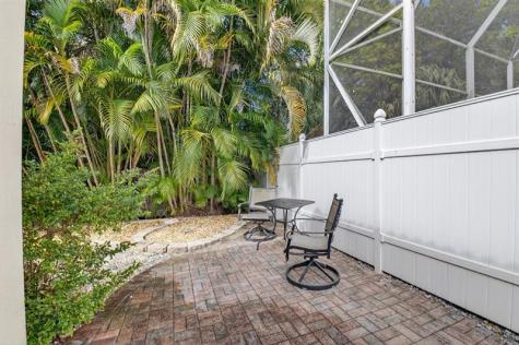 9696 Vineyard Court Boca Raton FL 33428