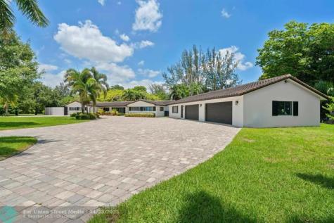 14701 Sunset Lane Southwest Ranches FL 33330