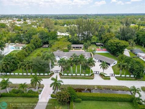 14701 Sunset Lane Southwest Ranches FL 33330